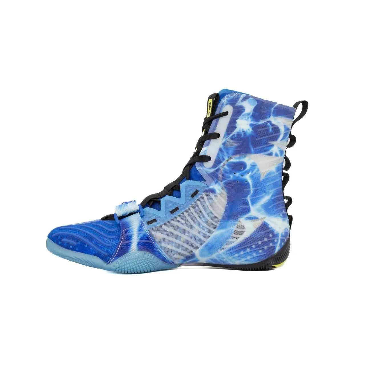 Nike Hyperko 2 professional boxing shoes in blue and white with yellow Nike Swoosh and midfoot strap.