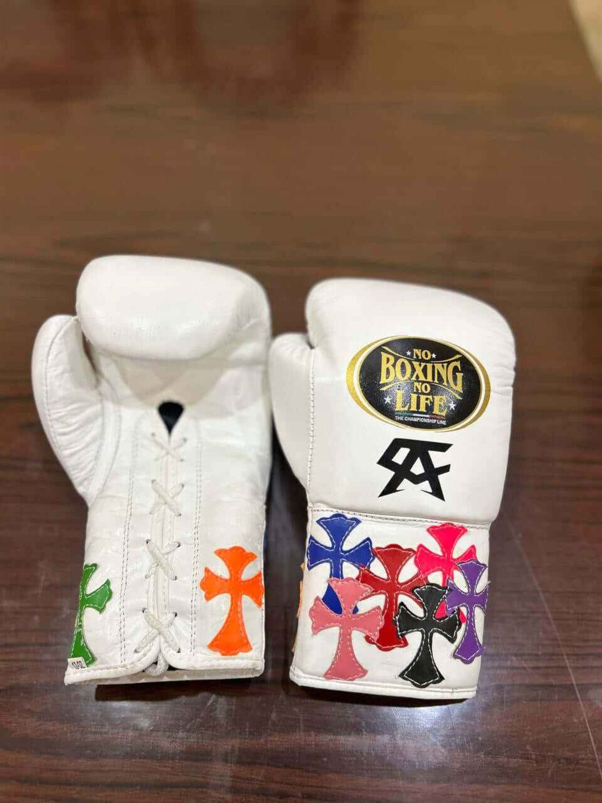 No Boxing No Life white multi-colour cross patch boxing gloves, third view