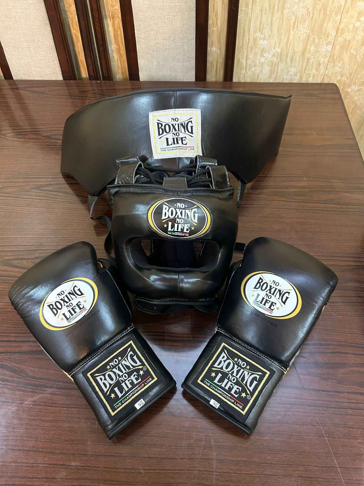 No Boxing No Life matte black leather headgear and gloves with branding